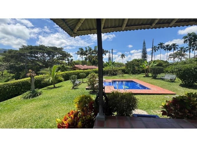 Finca en venta en Combia, Pereira, 277 m² · foto 13 de 24