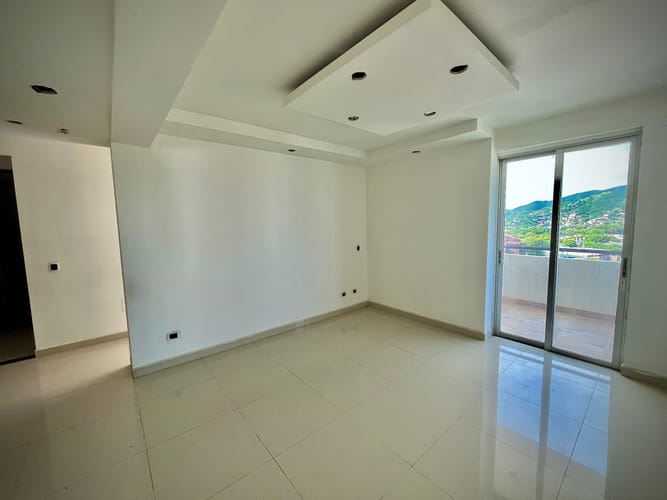 Apartamento de 5 alcobas en venta en Bavaria, Santa Marta, 182 m² · foto 14 de 23