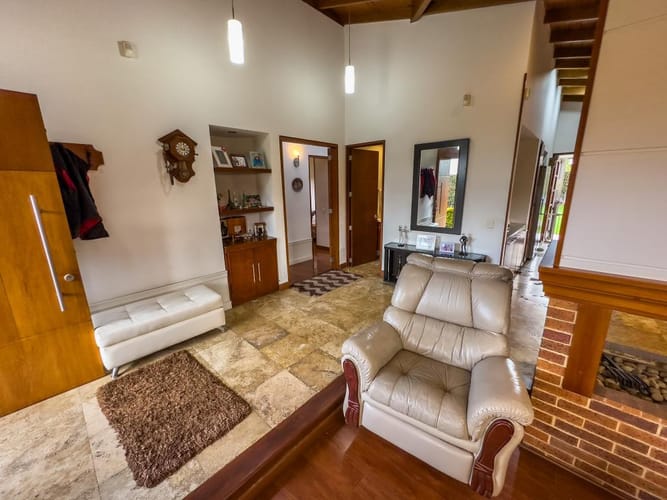 Casa de 3 alcobas en venta en Canelon, Cajicá, 255 m² · foto 18 de 24