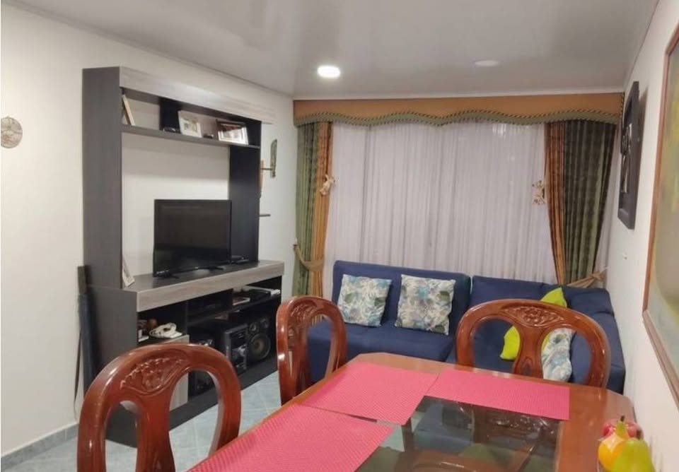 Apartamento en venta en Ub. Sabana De Tibabuyes, Bogotá · foto 1 de 10