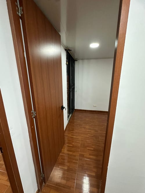 Apartamento de 2 alcobas en venta en San Pedro, Madrid, 55 m² · foto 5 de 16