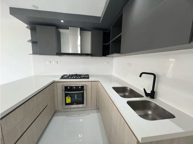 Apartamento de 3 alcobas en venta en Buenavista, Barranquilla, 93 m² · foto 13 de 24