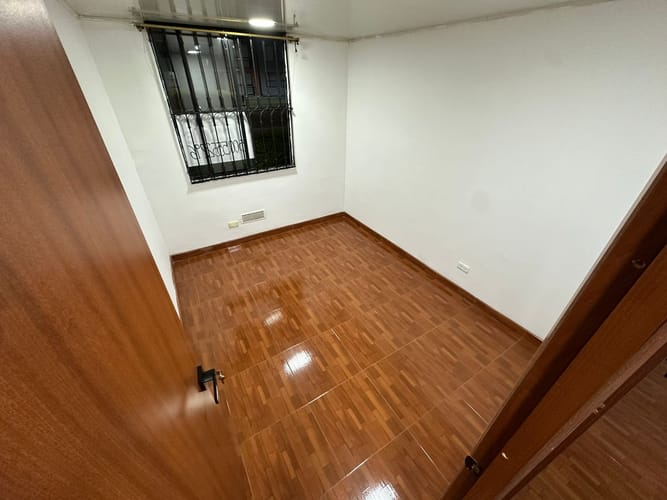 Apartamento de 2 alcobas en venta en San Pedro, Madrid, 55 m² · foto 14 de 16