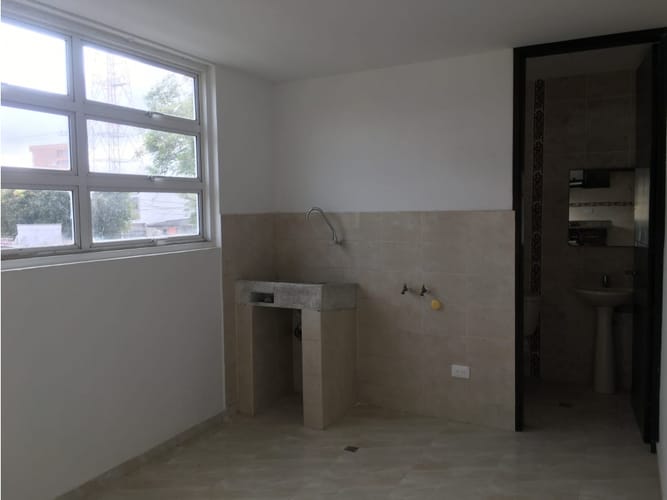 Casa de 9 alcobas en venta en Nuevo Horizonte, Barranquilla, 438 m² · foto 8 de 20