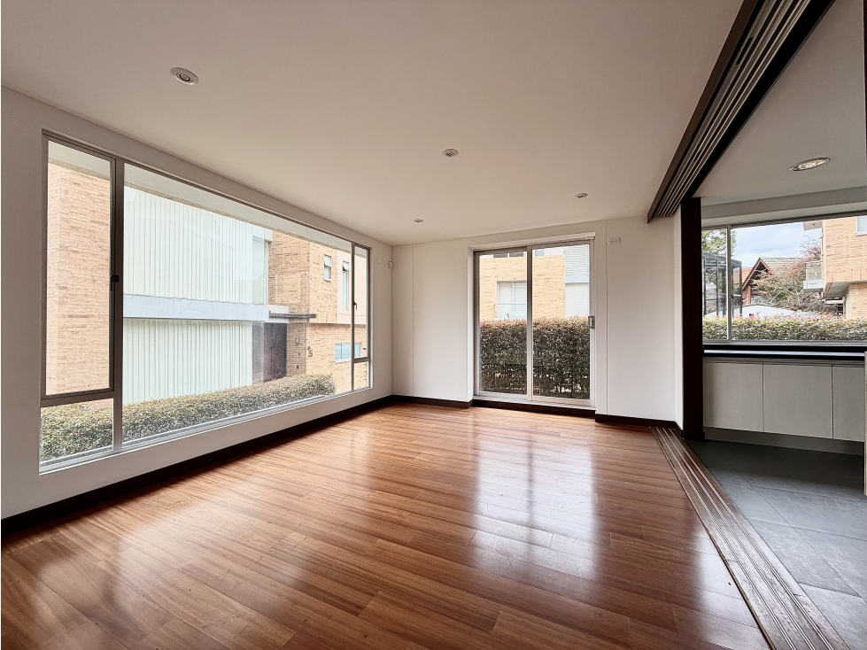Casa en venta en Cerros De Suba, Bogotá · foto 5 de 24