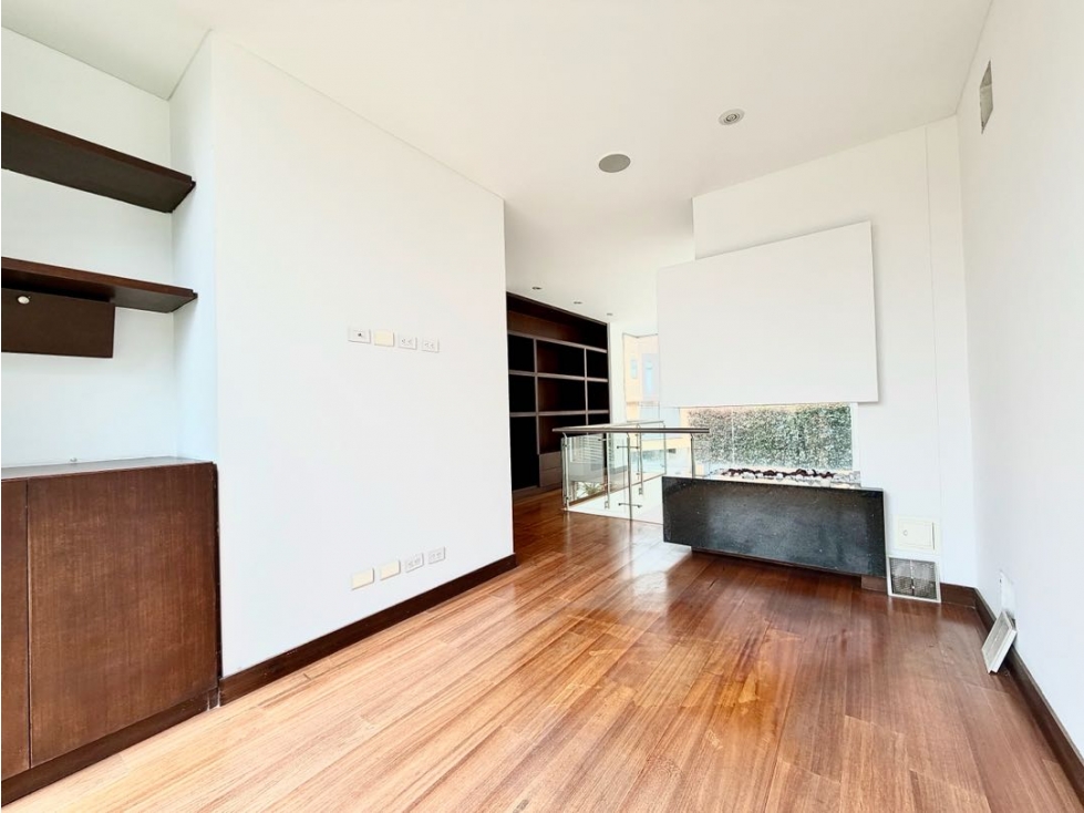 Casa en venta en Cerros De Suba, Bogotá · foto 11 de 24