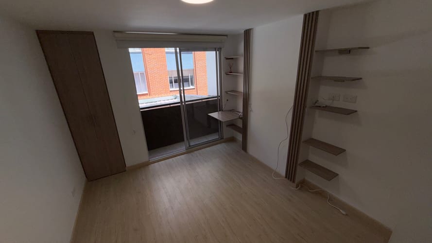Apartaestudio en venta en Cedritos, Bogotá, 33 m² · foto 3 de 9