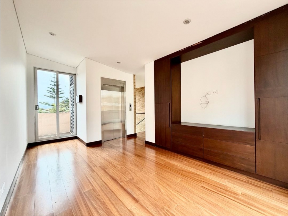 Casa en venta en Cerros De Suba, Bogotá · foto 23 de 24
