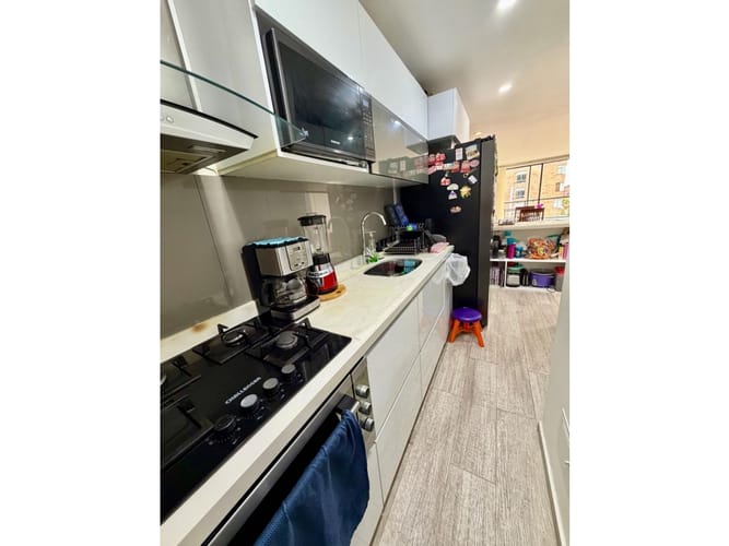 Apartamento de 3 alcobas en venta en Cedritos, Bogotá, 106 m² · foto 4 de 22