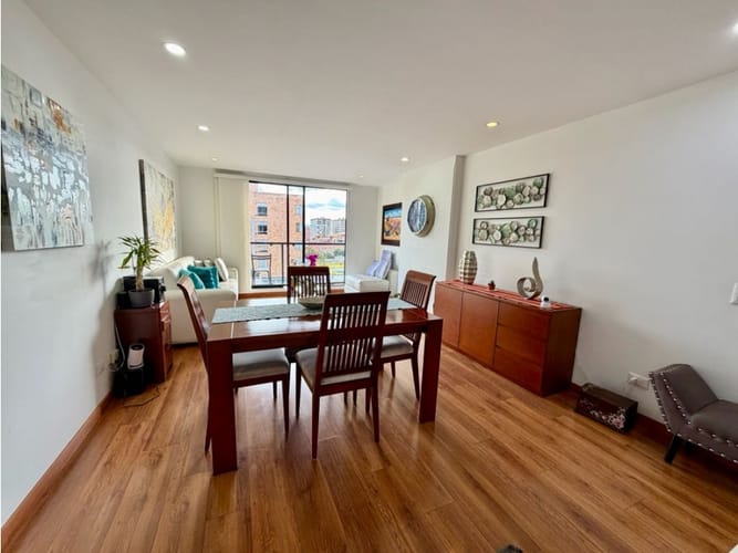 Apartamento de 3 alcobas en venta en Cedritos, Bogotá, 106 m² · foto 5 de 22