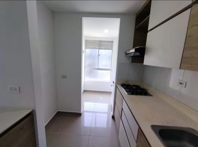 Apartamento de 3 alcobas en venta en Entreamigos, Sabaneta, 65 m² · foto 7 de 9