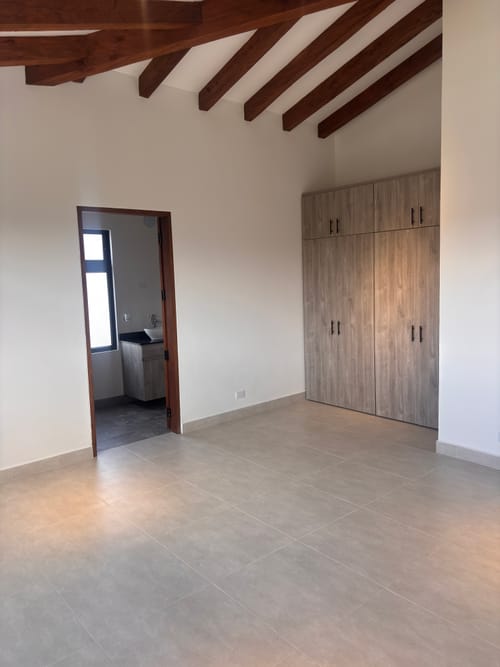 Casa de 4 alcobas en venta en El Carmen De Viboral, El Carmen de Viboral, 400 m² · foto 14 de 16