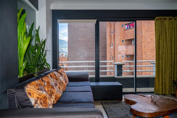 Apartamento de 8 alcobas en venta en Laureles, Medellín, 538 m² · foto 18 de 24