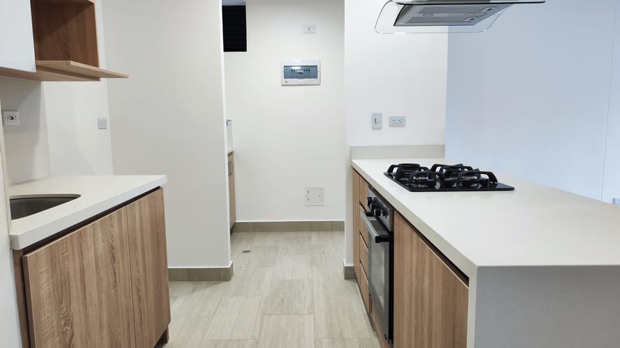 Apartamento de 2 alcobas en venta en Puente Pelaez, El Retiro, 85 m² · foto 3 de 22