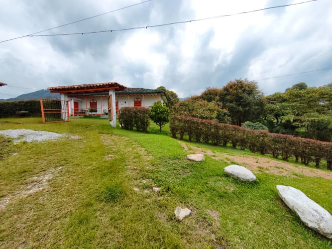 Finca en venta en Campo Alegre, El Carmen de Viboral, 3494 m² · foto 7 de 20