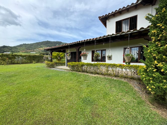 Finca en venta en Campo Alegre, El Carmen de Viboral, 150 m² · foto 10 de 18