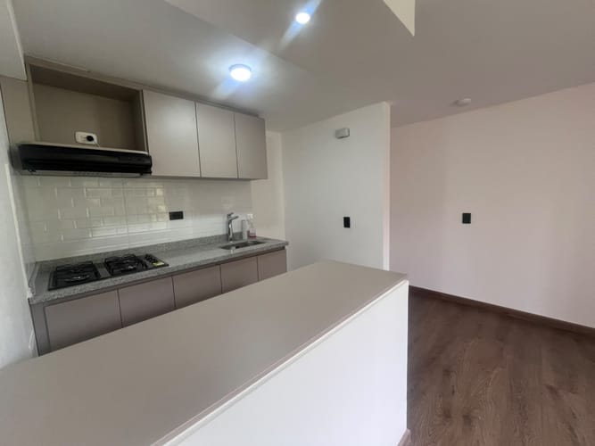 Apartamento de 2 alcobas en venta en Bella Vista, Bogotá, 50 m² · foto 2 de 10