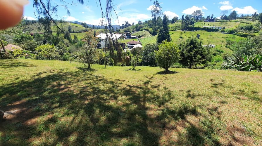 Lote en venta en Monta�Ez, Guarne, 1400 m² · foto 4 de 10