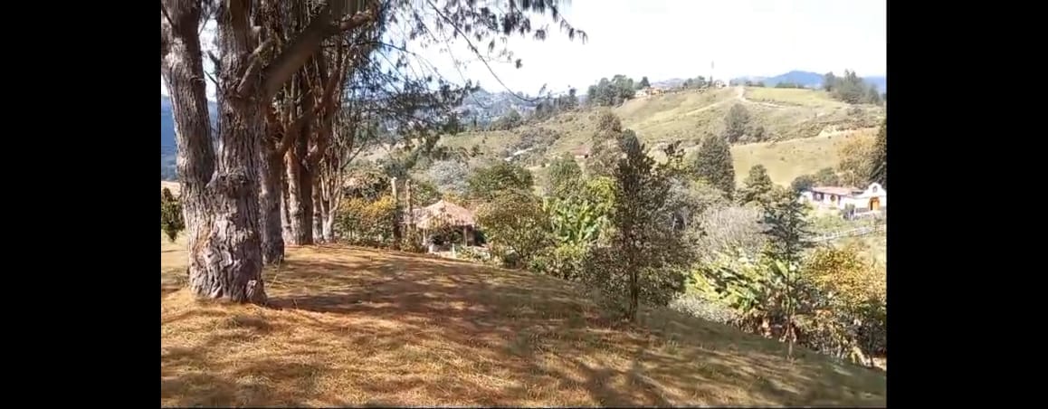 Lote en venta en Monta�Ez, Guarne, 1400 m² · foto 8 de 10