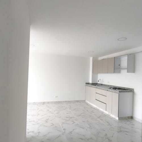 Apartamento de 3 alcobas en venta en Ingles, Bogotá, 75 m² · foto 2 de 10