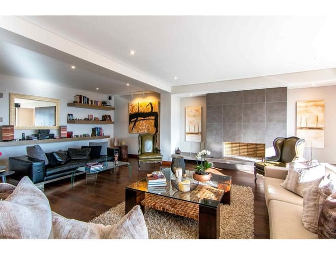 Apartamento de 4 alcobas en venta en Altos De Bella Suiza, Bogotá, 415 m² · foto 2 de 24