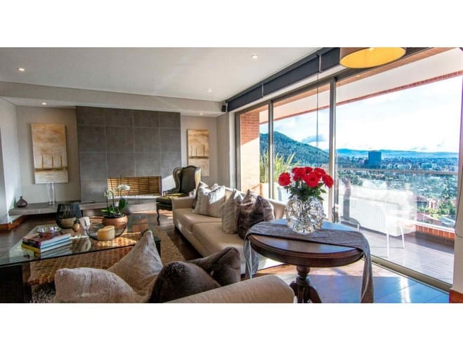 Apartamento de 4 alcobas en venta en Altos De Bella Suiza, Bogotá, 415 m² · foto 4 de 24