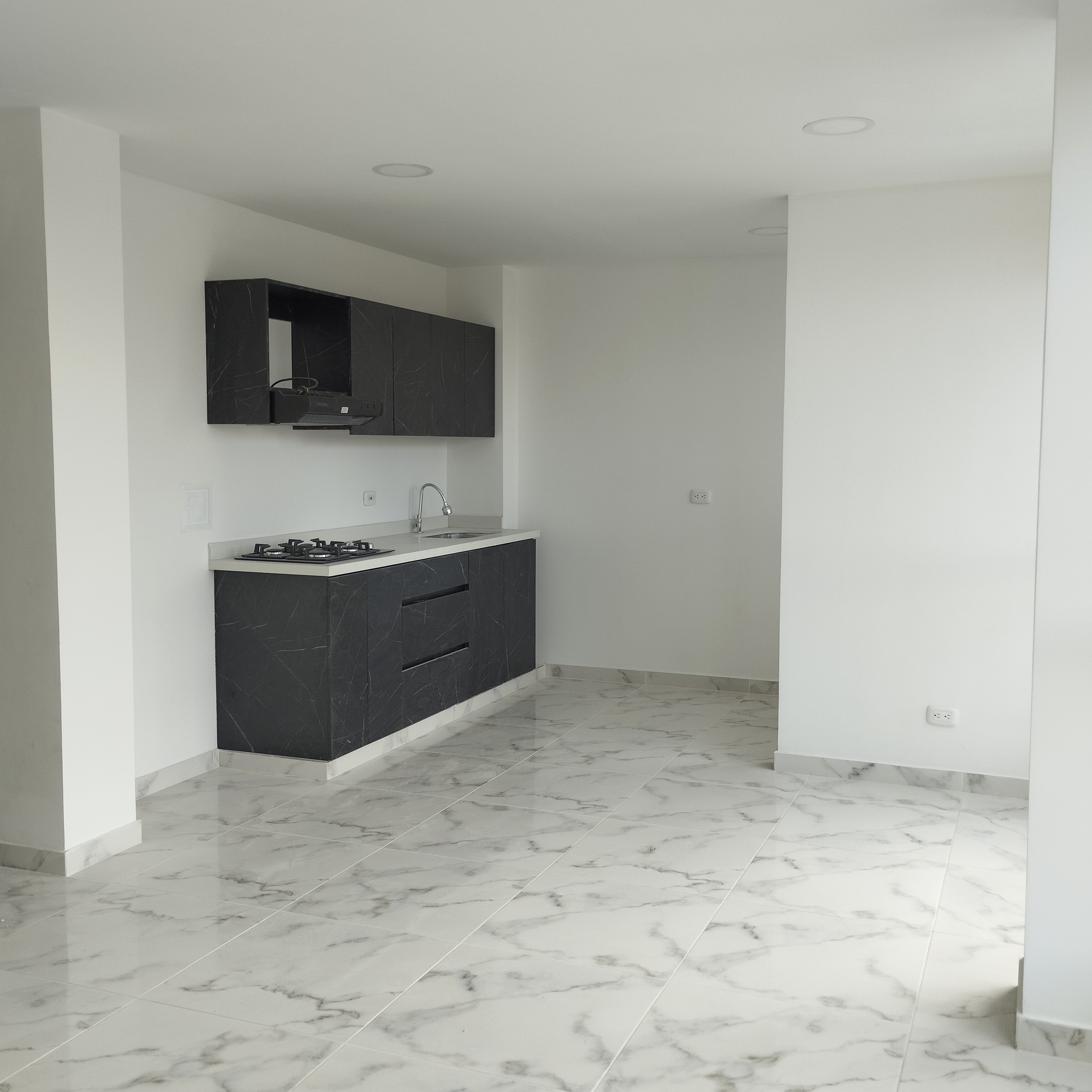 Apartamento en venta en Ingles, Bogotá · foto 6 de 9
