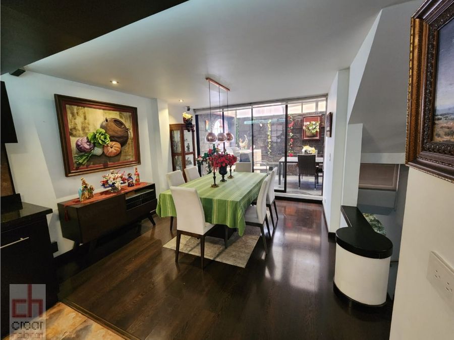 Casa en venta en Chicó Navarra, Bogotá · foto 7 de 23