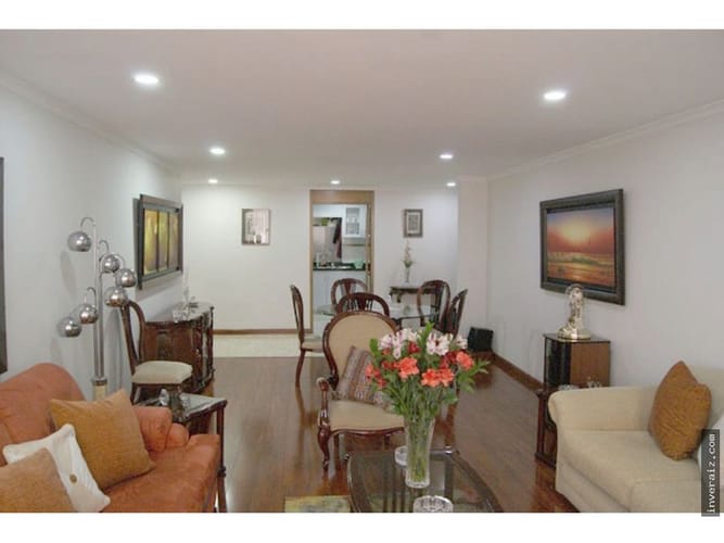 Apartamento en venta en Santa Barbara, Bogotá · foto 4 de 14