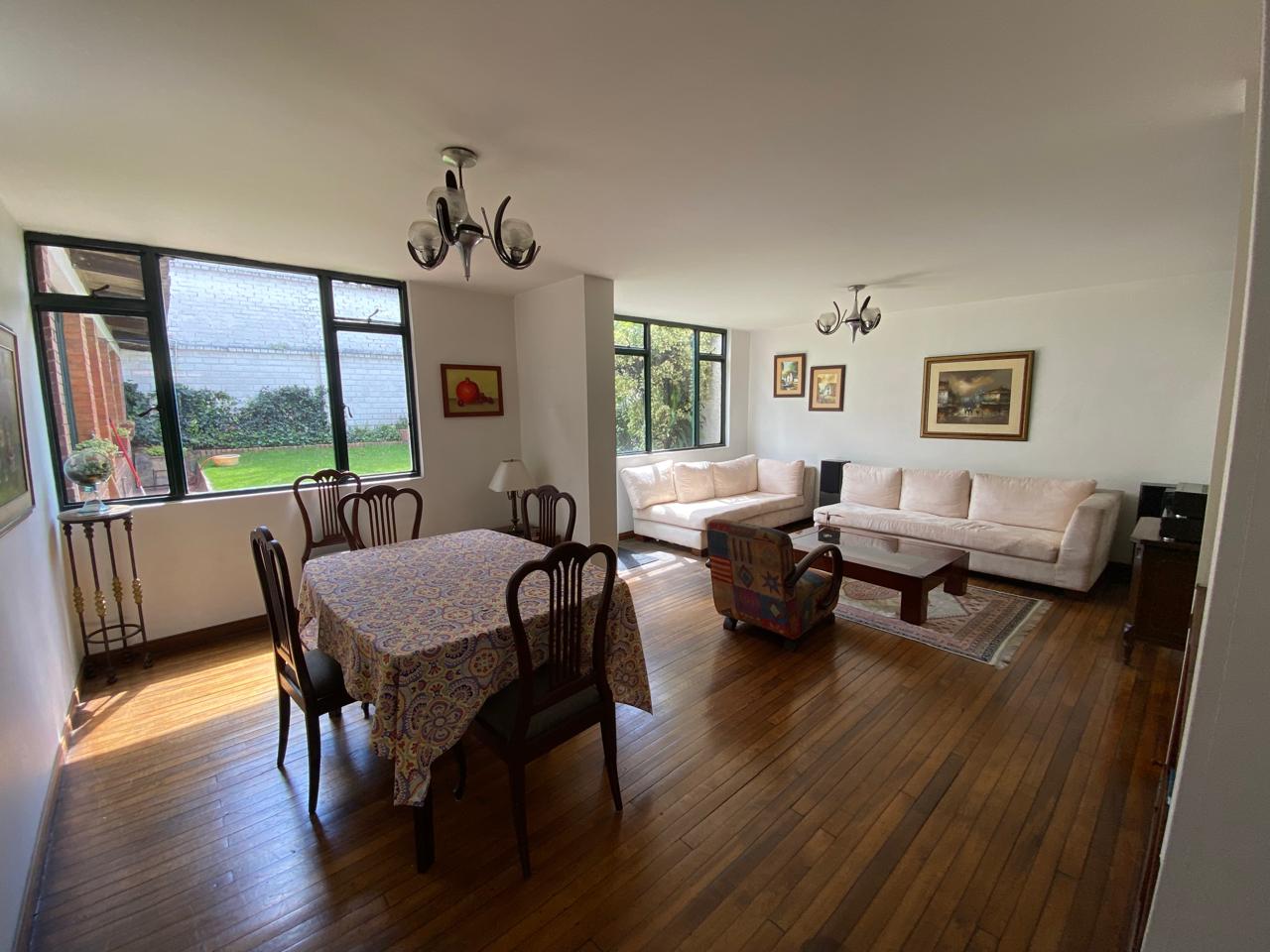 Casa en venta en La Floresta, Bogotá · foto 2 de 19