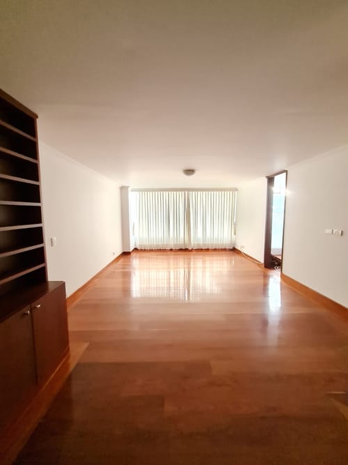 Apartamento de 2 alcobas en venta en Chapinero, Bogotá, 120 m² · foto 5 de 14