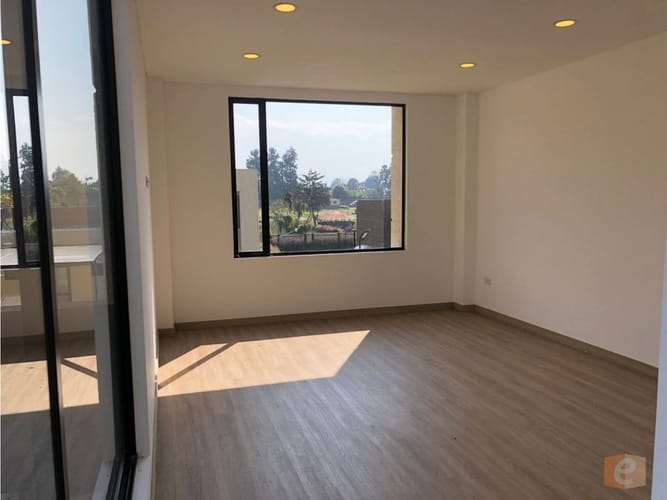 Casa de 3 alcobas en venta en Cota, 280 m² · foto 8 de 23