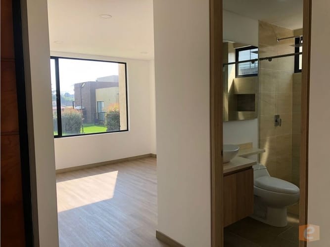 Casa de 3 alcobas en venta en Cota, 280 m² · foto 14 de 23