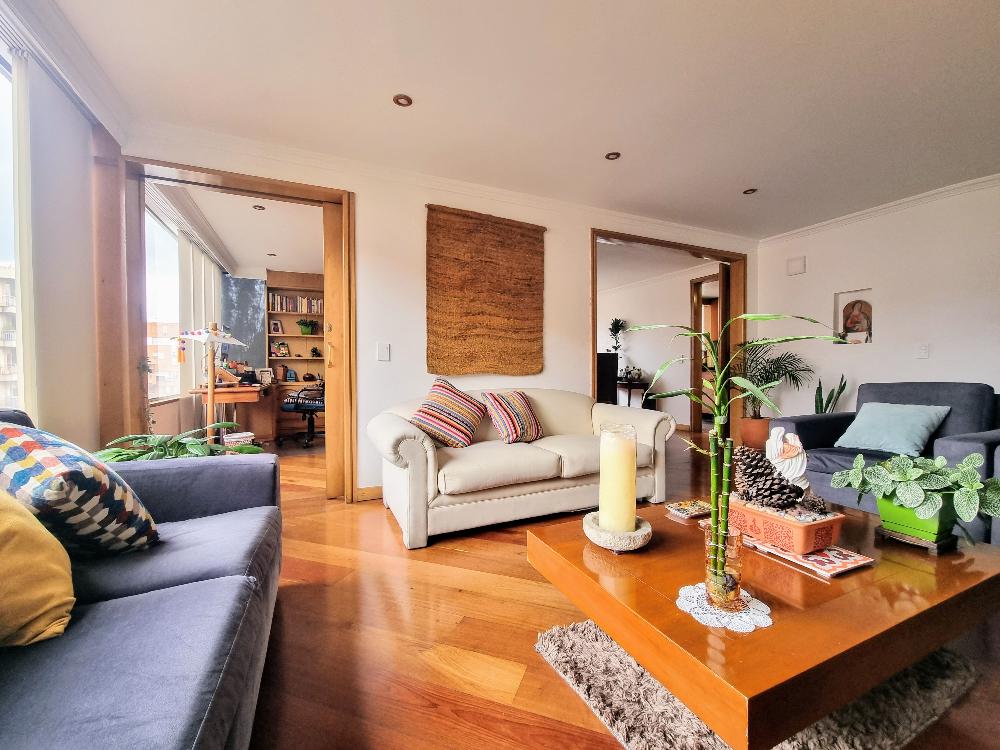 Apartamento en venta en Santa Barbara, Bogotá · foto 4 de 24