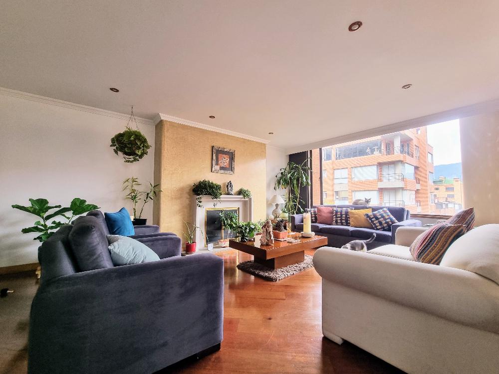 Apartamento en venta en Santa Barbara, Bogotá · foto 7 de 24