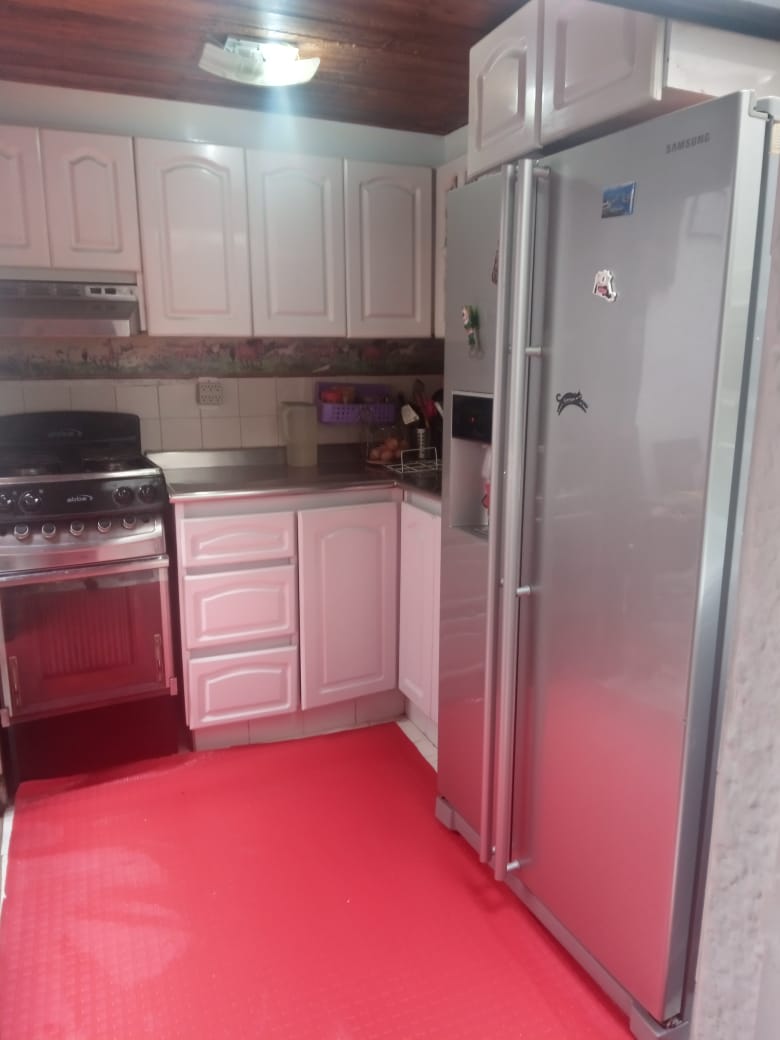 Casa en venta en San Jose De Bavaria, Bogotá · foto 6 de 16