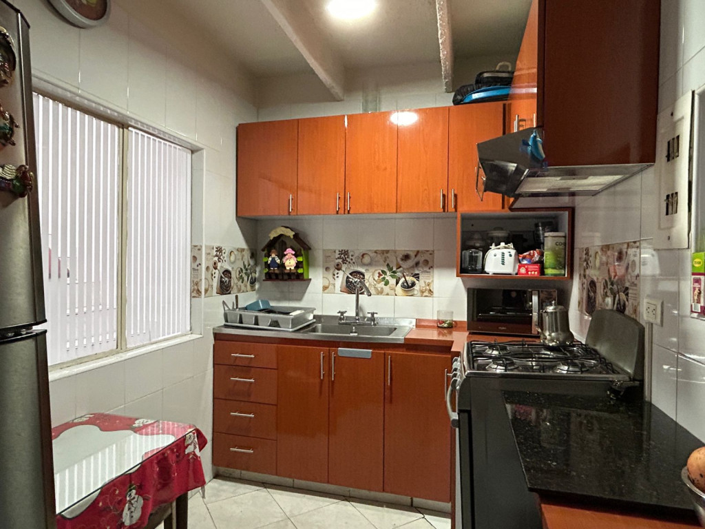 Casa en venta en Engativá, Bogotá · foto 3 de 13