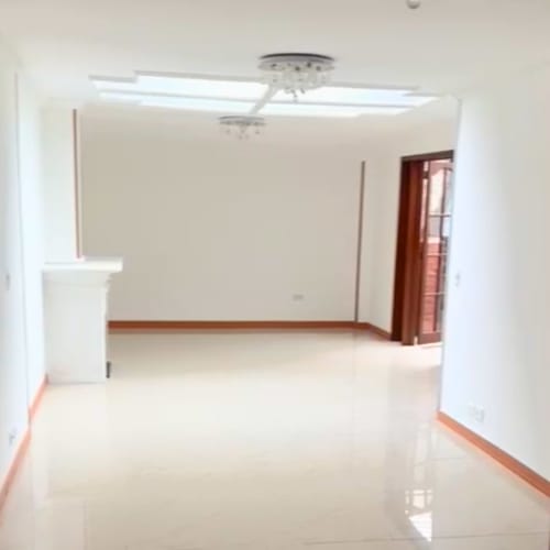 Apartamento de 4 alcobas en venta en Cedritos, Bogotá, 138 m² · foto 2 de 13