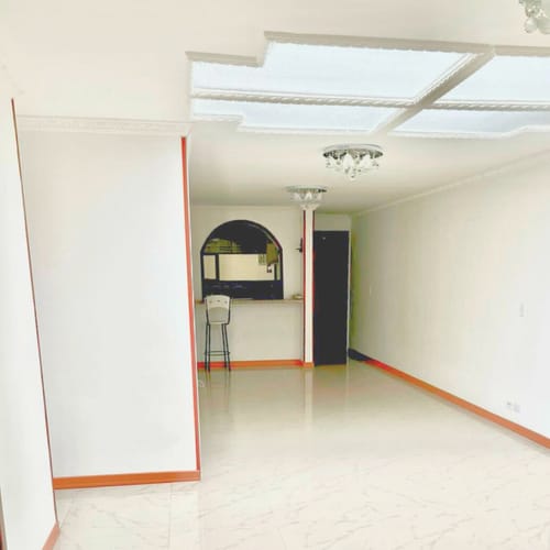 Apartamento de 4 alcobas en venta en Cedritos, Bogotá, 138 m² · foto 5 de 13