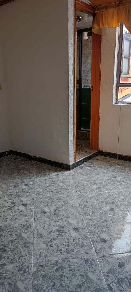 Casa de 4 alcobas en venta en Toscana, Bogotá, 360 m² · foto 4 de 10