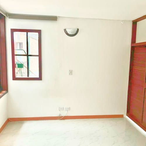 Apartamento de 4 alcobas en venta en Cedritos, Bogotá, 138 m² · foto 12 de 13
