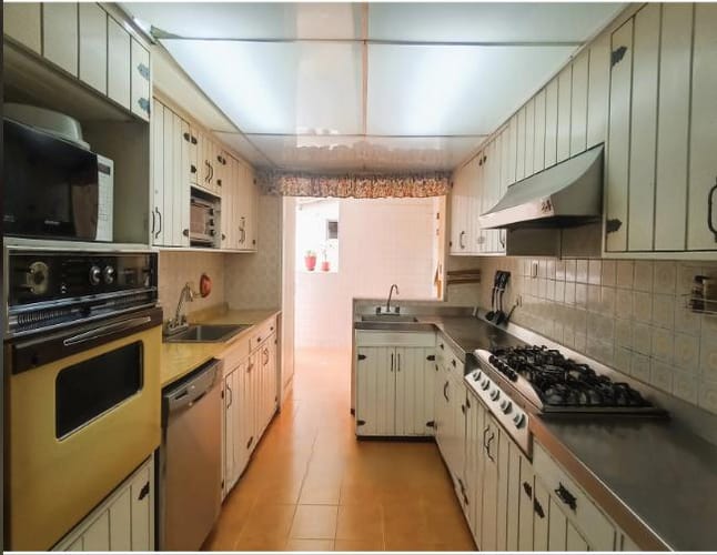Casa de 4 alcobas en venta en Chicó Alto, Bogotá, 350 m² · foto 4 de 12