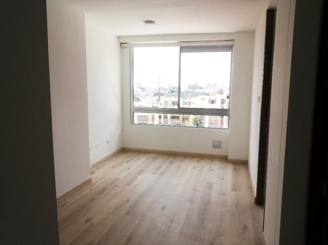 Apartaestudio en venta en Suba Urbano, Bogotá, 33 m² · foto 2 de 18