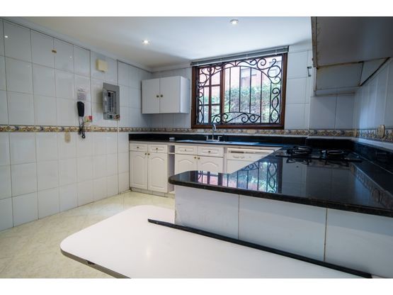 Apartamento en venta en Bosques Del Marques, Bogotá · foto 8 de 18