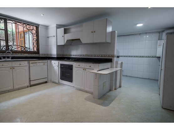 Apartamento en venta en Bosques Del Marques, Bogotá · foto 10 de 18