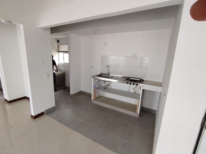 Apartaestudio en venta en Laguna Larga, Madrid, 56 m² · foto 5 de 8