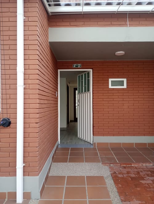 Casa de 3 alcobas en venta en Jorge Gaitan Cortes, Bogotá, 144 m² · foto 23 de 24