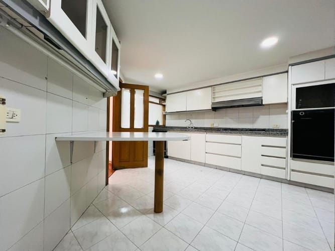 Apartamento de 5 alcobas en venta en Chapinero, Bogotá, 196 m² · foto 11 de 24