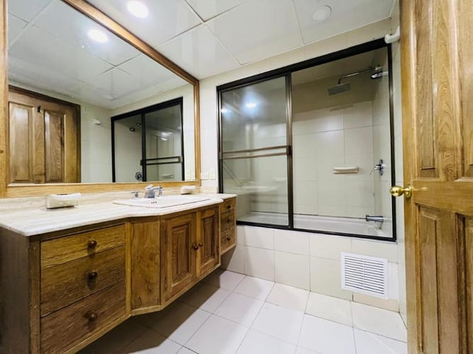 Apartamento de 5 alcobas en venta en Chapinero, Bogotá, 196 m² · foto 24 de 24
