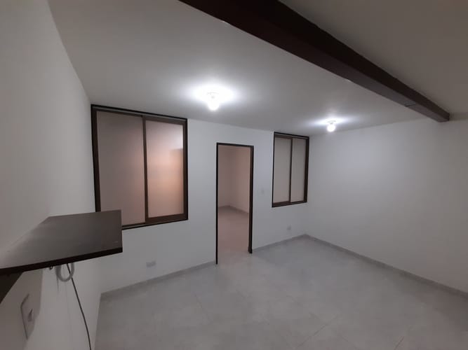 Apartaestudio en arriendo en Engativá, Bogotá, 39 m² · foto 4 de 8